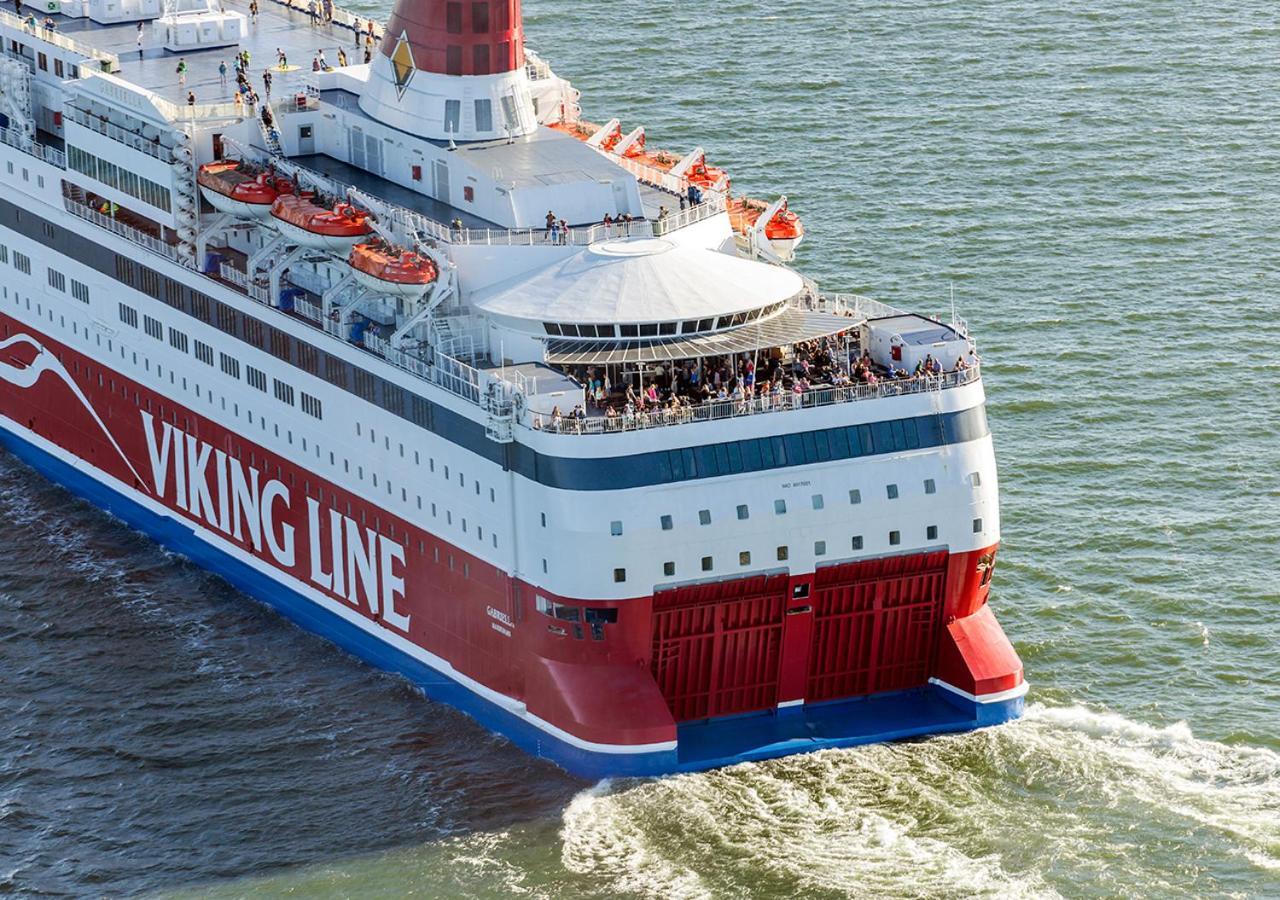 Viking Line Ferry Gabriella - One-Way Journey From Helsinki To Stockholm Helsínquia Exterior foto